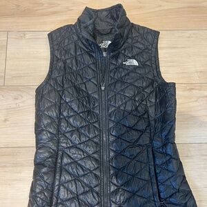 North Face thermoball vest